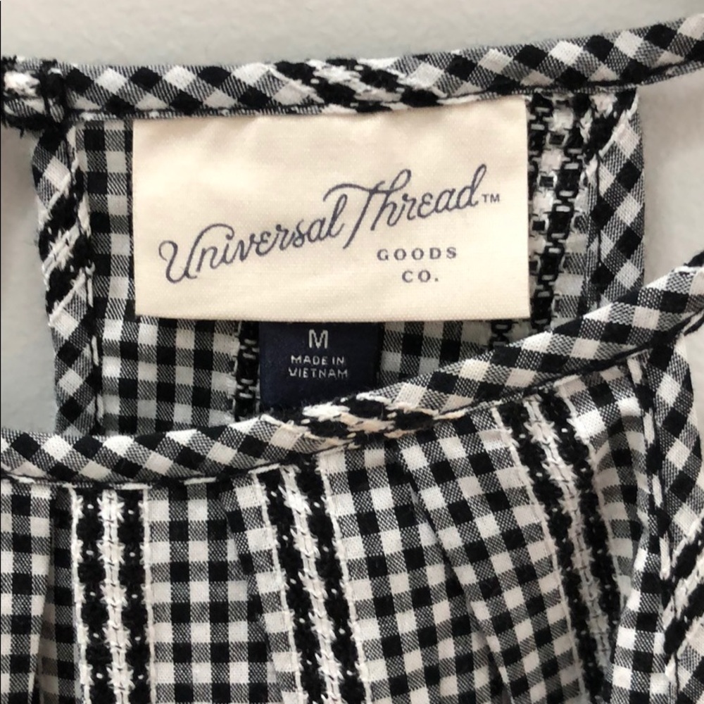 Universal Thread gingham top - Picture 2 of 3